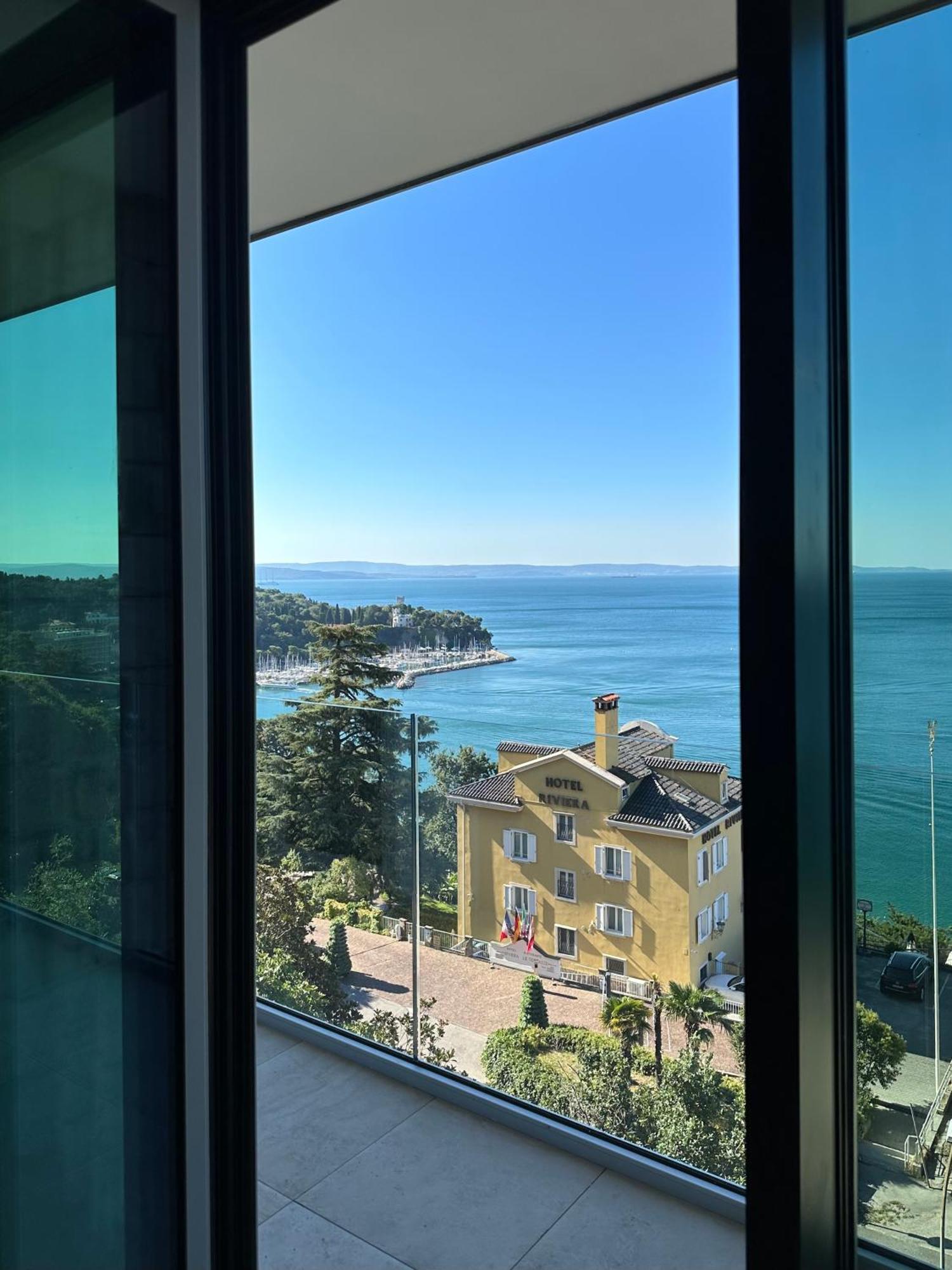 Maximilian Suites Trieste Exterior photo