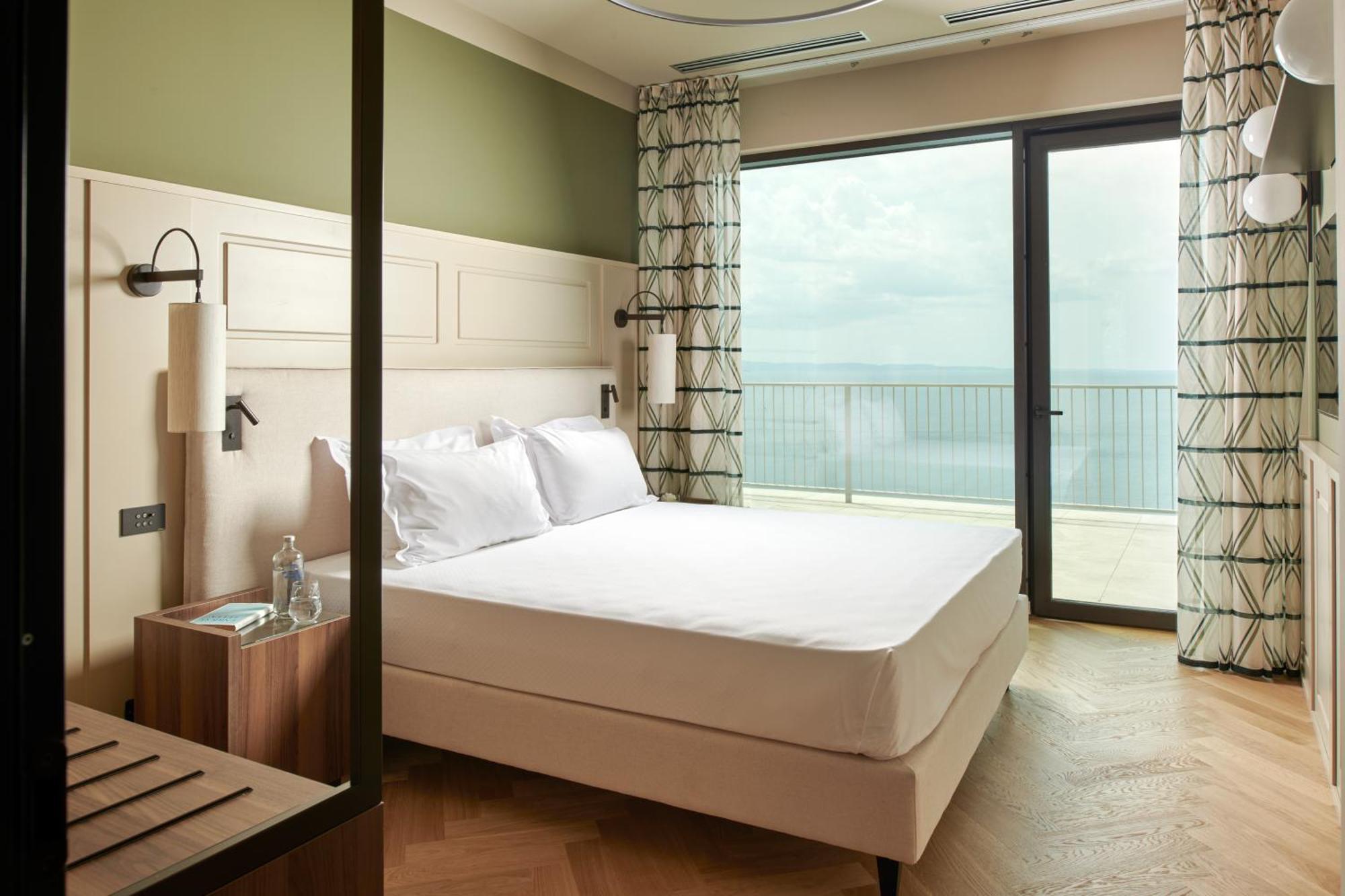 Maximilian Suites Trieste Exterior photo